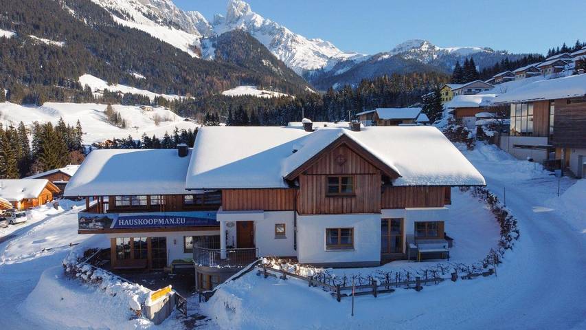 Ferienhaus für 8 Personen, mit Balkon und Terrasse sowie Garten im Salzkammergut - 2