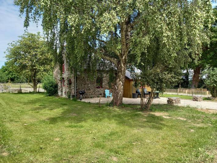 Gîte for 4 people, with hot tub and sauna as well as garden - 1