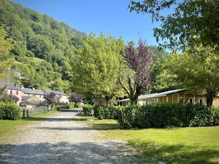 Camping pour 5 personnes, avec piscine ainsi que terrasse et jardin dans le Tarn - 3