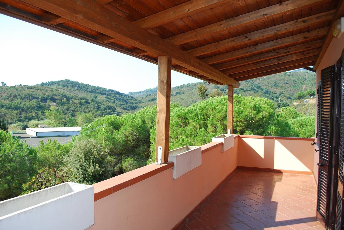 Ganze Wohnung, Ferienwohnung für 6 Personen mit Garten in La Pila, Campo nell'Elba