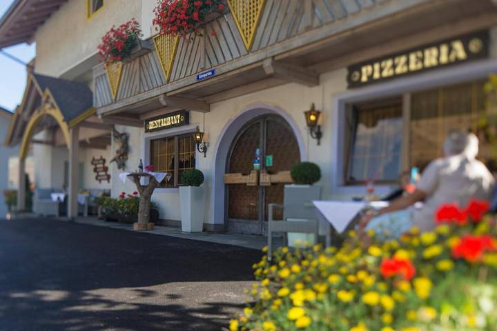Hotel per 2 persone, con giardino e panorama, con animali domestici sul Plan de Corones