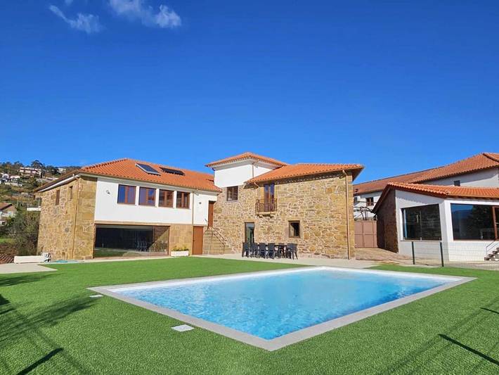 Location de vacances pour 20 personnes dans Codeçoso