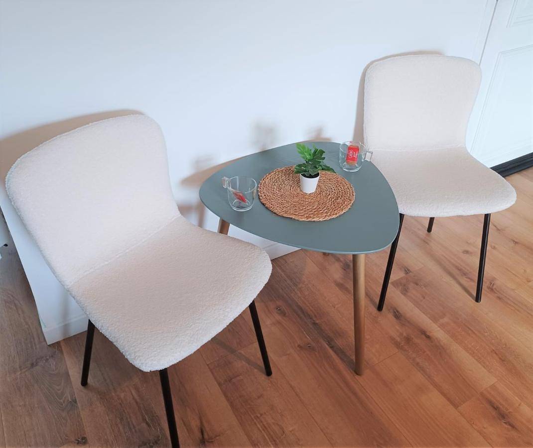 Appartement entier, One-Bedroom Apartment in Arras, Région d'Arras