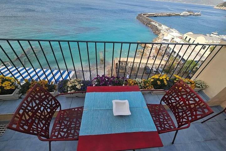 Apartment for 3 people in Capri