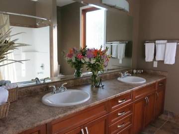 Cottage for 4 People in Comox Valley Regional District, Photo 3