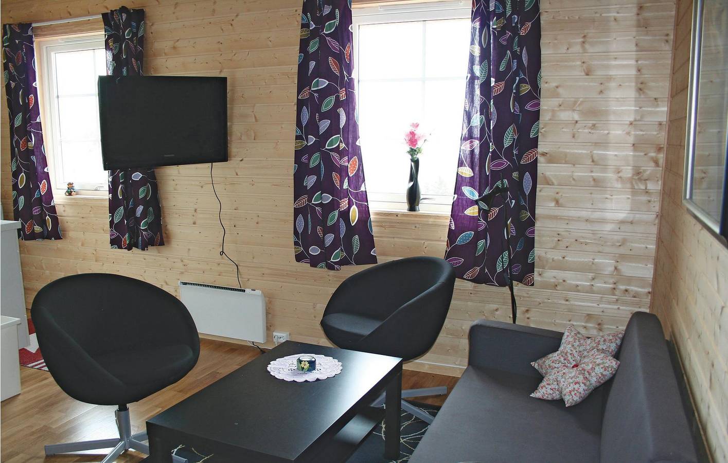 Ganze Ferienwohnung, Ferienwohnung für 4 Personen mit Terrasse in Hitra