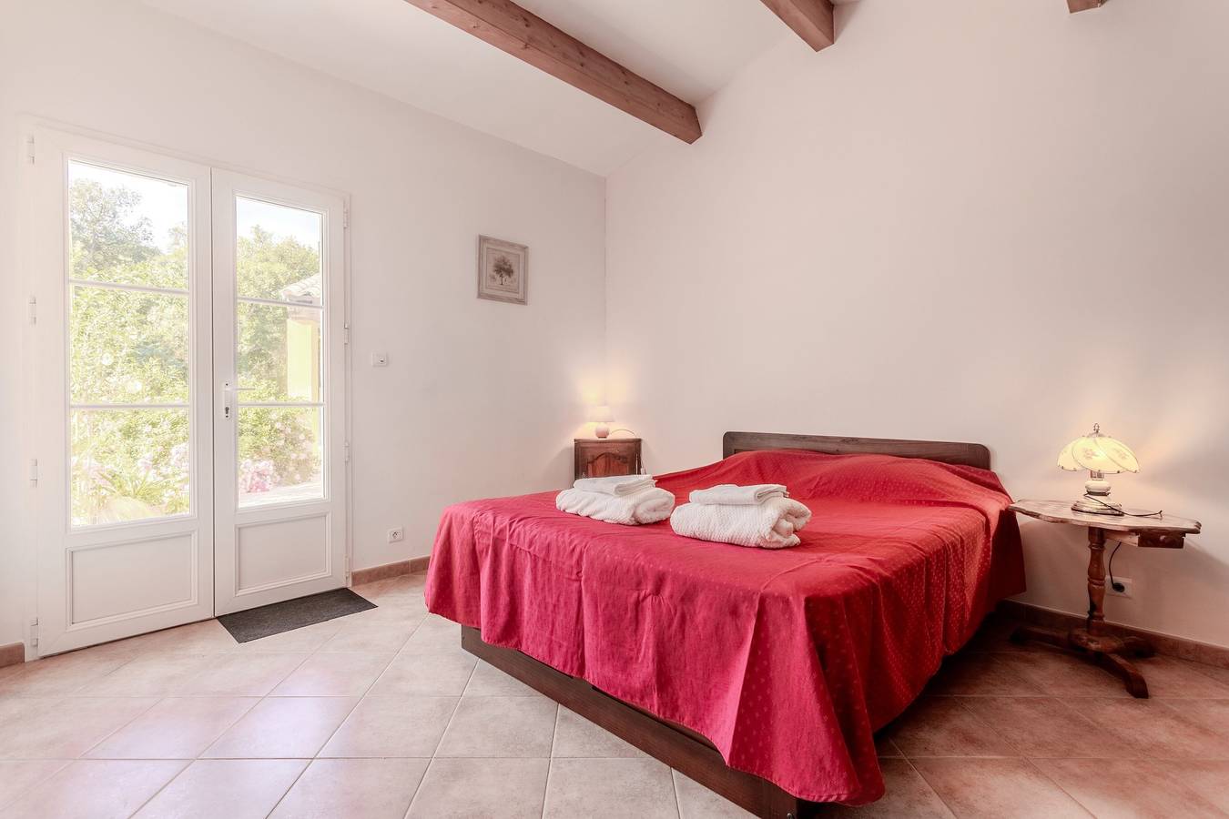 "Cigale" Room with Shared Pool, Wi-Fi, and Air Conditioning in Collobrières, Wybrzeże Morza Śródziemnego (Francja)