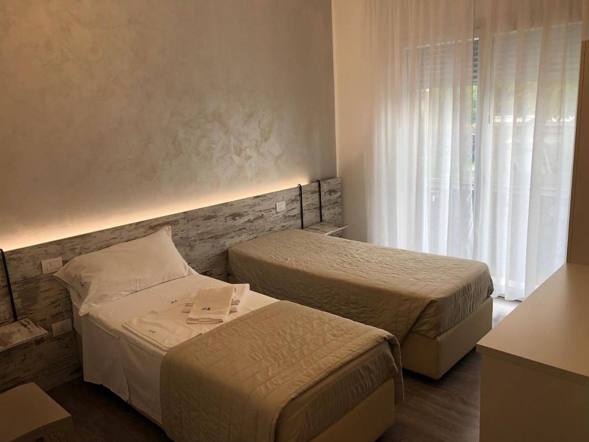 Double Room with Private Bathroom in Marcon, Province de Venise