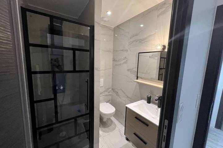 Appartement entier, Appartement avec Jacuzzi  Centre ville Champagnole in Champagnole, Jura Francais
