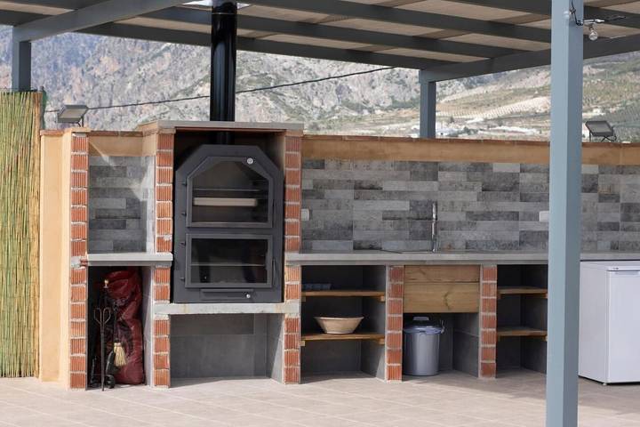 Gîte pour 14 personnes, avec jardin, adapté aux familles à Dúrcal - 3