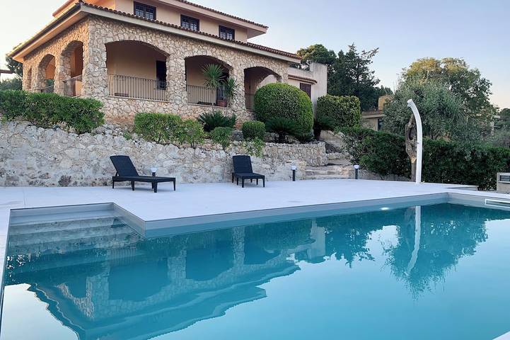 Villa per 8 persone, con balcone e giardino, con animali domestici - 1