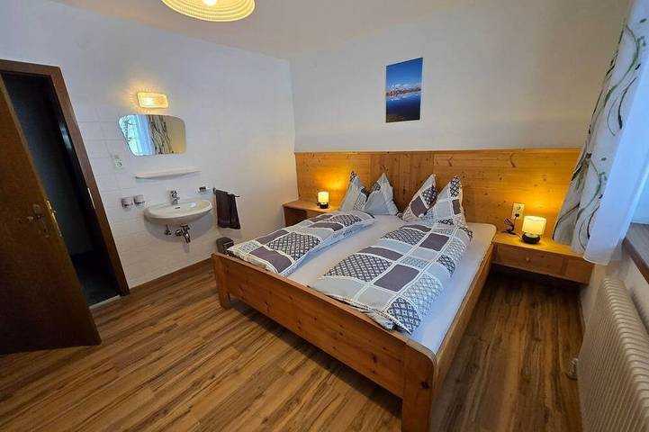 Ganze Wohnung, Ferienwohnung 2 - Ferienhaus Strickner in Stubaier Alpen, Obernberg am Brenner