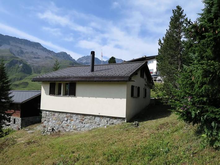 Hütte für 6 Personen, mit Balkon und Terrasse in Arosa