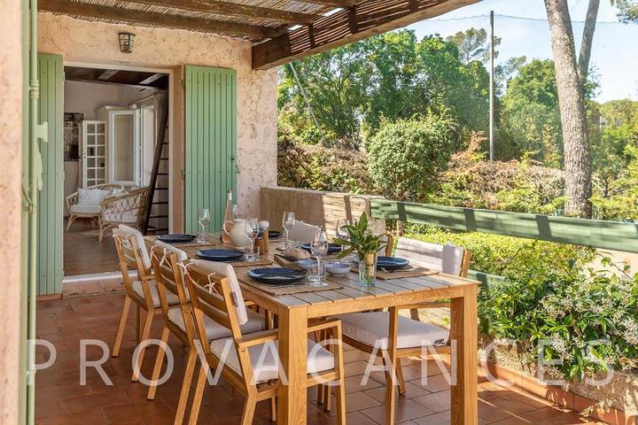 Villa pour 6 personnes, avec jardin et piscine à Saint-Raphaël - 2