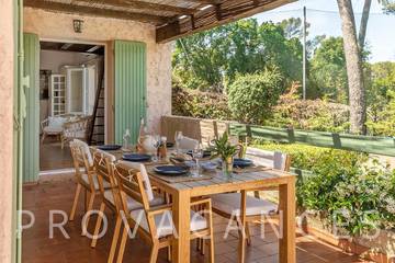 Villa pour 6 Personnes dans Saint-Raphaël, Région de Draguignan, Photo 1