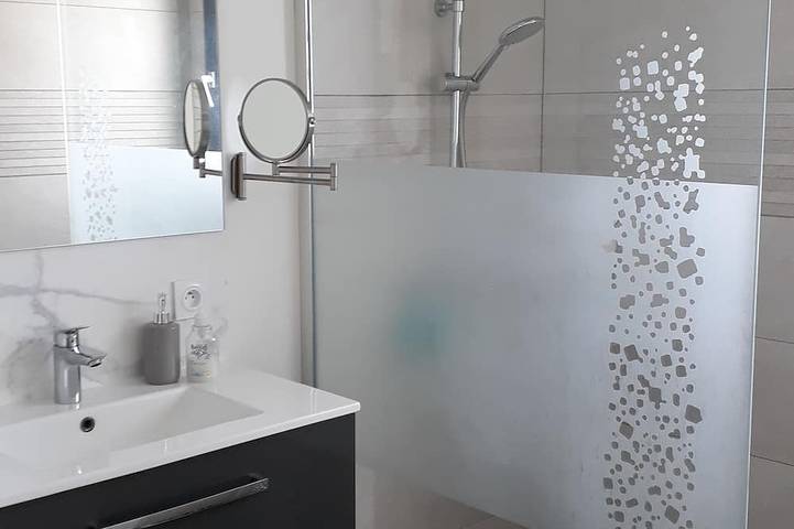 Location de vacances pour 8 personnes, animaux acceptés dans Plage de Landrezac - 2