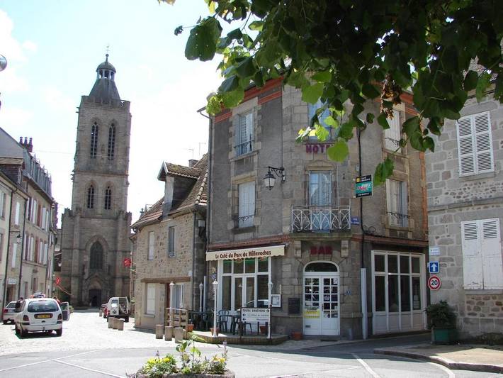 Hôtel pour 2 personnes, avec jardin et vue à Felletin