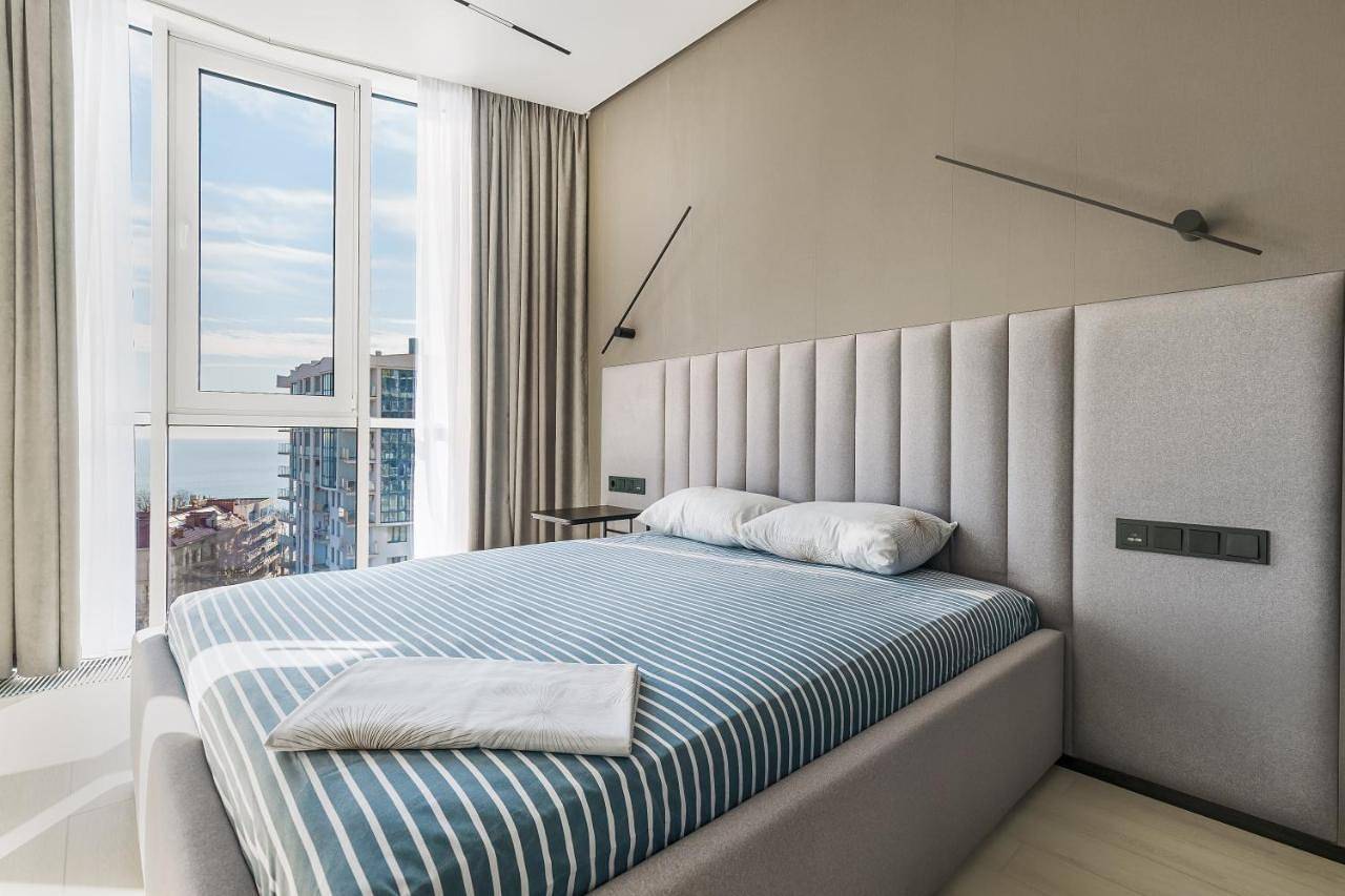 Apartamento entero, Three-Bedroom Apartment in Odesa, Óblast de Odesa
