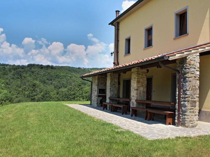 Location de vacances pour 21 personnes, avec terrasse et piscine, animaux acceptés à Sansepolcro - 2