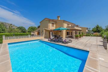 Villa in Pollença Stadt, Pollença für 6 