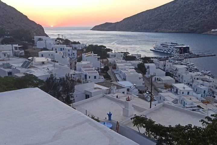 Location de vacances pour 2 personnes, avec balcon et vue dans Kamarès - 4