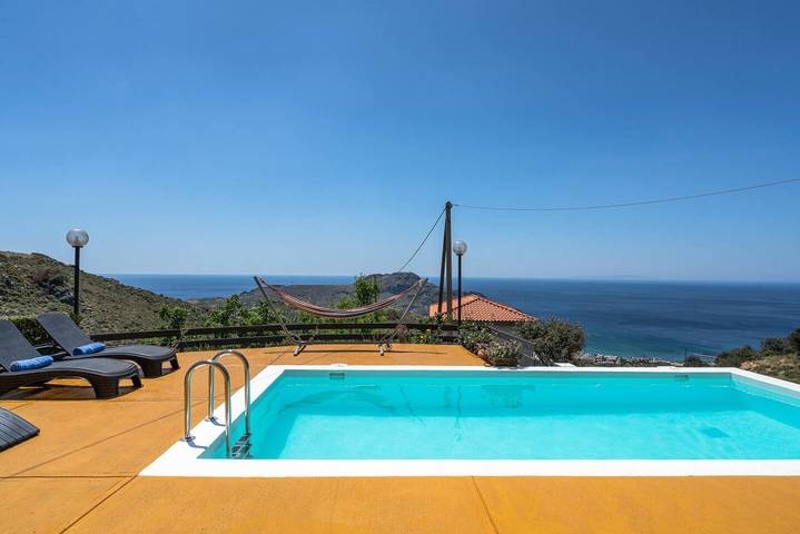 Ferienhaus für 6 Personen, mit Pool und Garten - 1