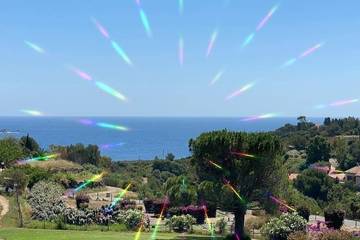 Gîte pour 5 personnes, avec piscine ainsi que jacuzzi et balcon dans Golf De Cap Esterel