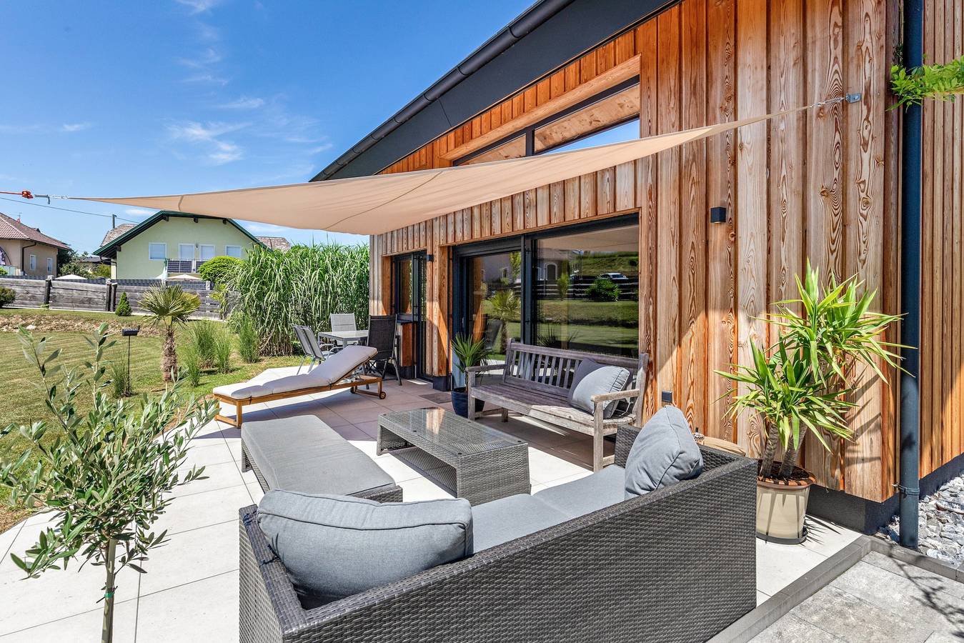 Ganze Ferienwohnung, Tiny House mit privater Terrasse, eigenem Garten und Wlan in Braunau am Inn