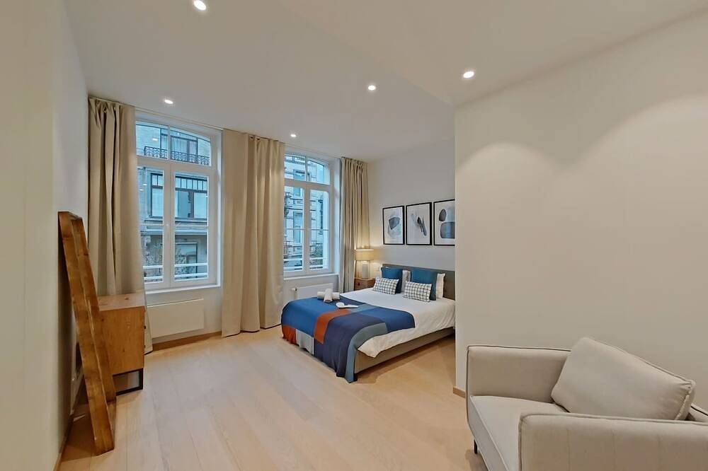 Ganze Wohnung, Quiet & Stylish 3-Bedroom Flat in Heart of Ixelles in Ixelles - Elsene, Brüssel und Umgebung