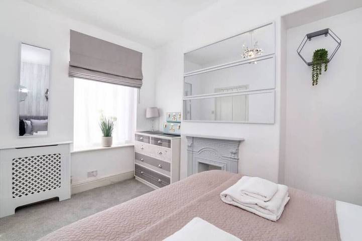 Amberley House - with Hot Tub with Free Parking in York, Yorkshire y Humber