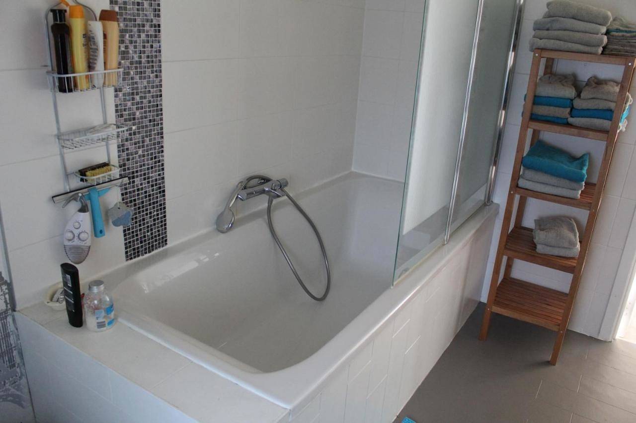 Appartement de vacances entier, Large Double or Twin Room in Kuringen, Hasselt