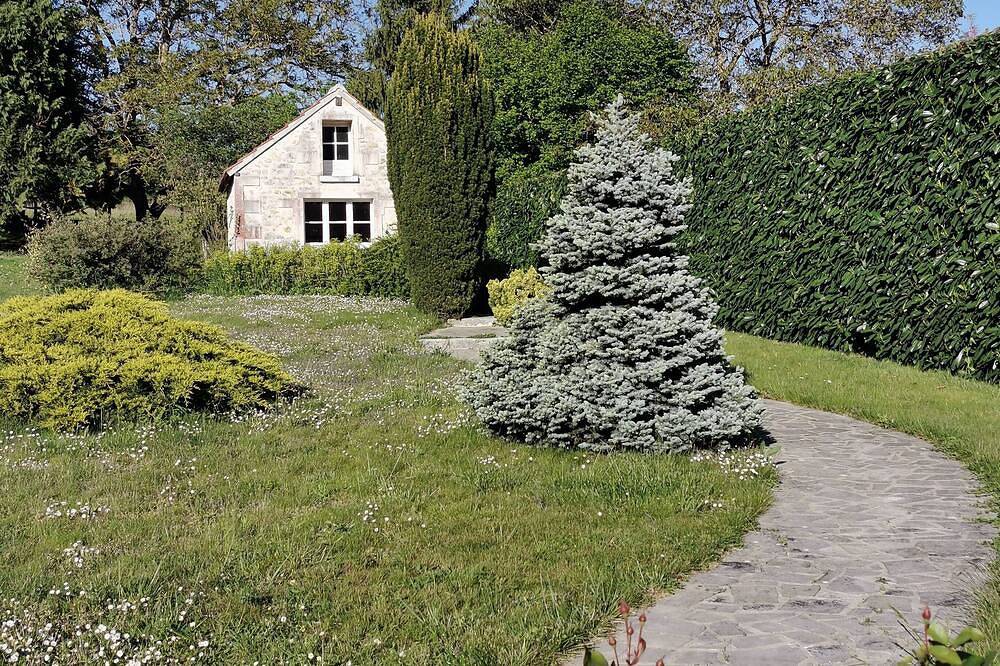 Les Paccots-5 étoiles-Gîte-Familie-Ensuite mit Bad-Blick auf den Hof in Châtillon-sur-Cher, Romorantin-Lanthenay und Umgebung