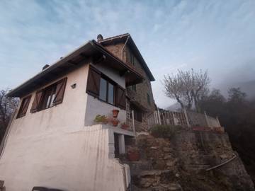 Rustico per 5 Persone in Baiardo, Provincia di Imperia, Foto 1