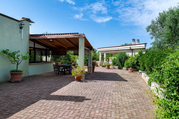Villa für 4 Personen, mit Garten in Apulien - 3