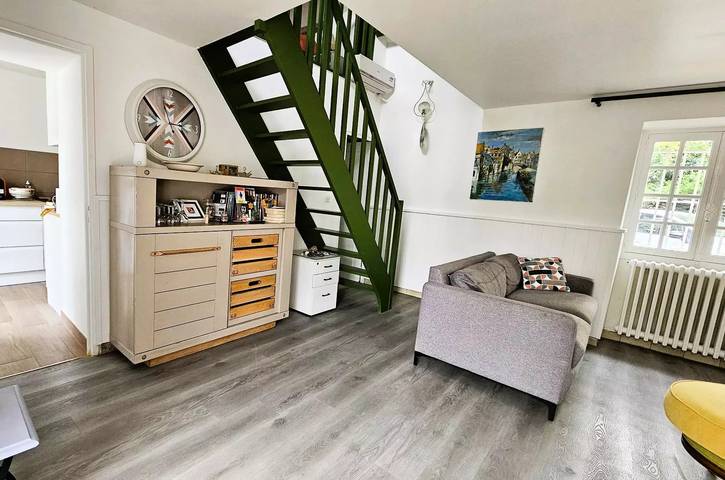 Gîte pour 3 personnes, avec Terrasse et Piscine