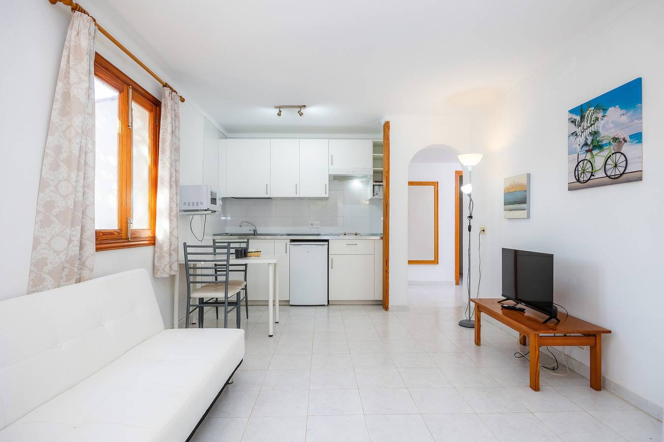 Entire apartment, Holiday Apartment "Mhm 4" with Balcony & Wi-Fi in Cala Ratjada, Capdepera