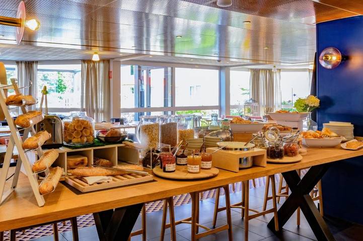 Hôtel pour 2 personnes, avec jardin et piscine dans La Source (Orléans) - 4