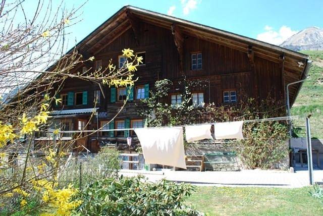 Chambre d’hôte pour 2 personnes, avec jardin et vue à Château-d' Œx