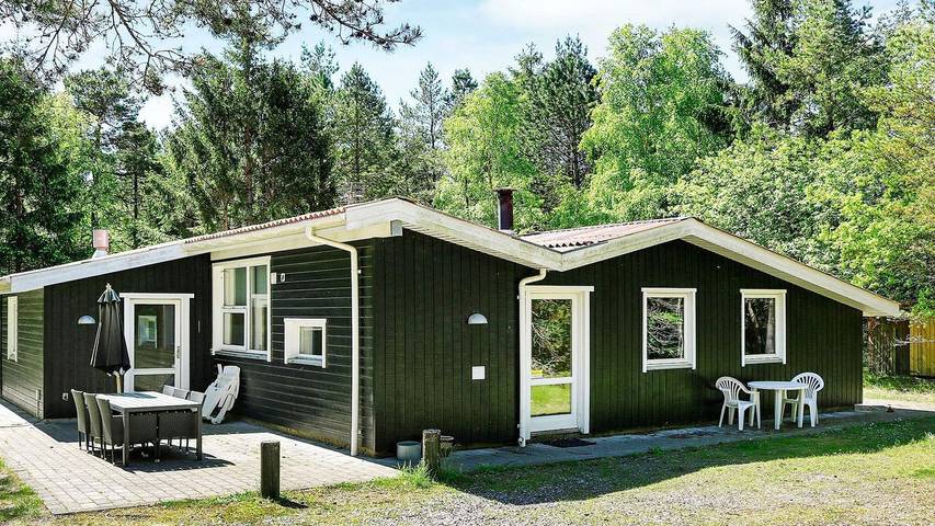 Hus för 10 Personer, med pool samt bastu och terass och bubbelpool i Nordjylland