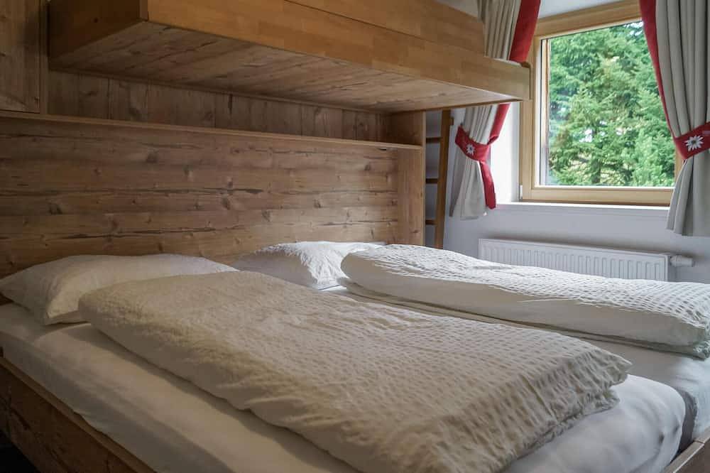 Ganze Wohnung, Hochmoderne Ferienwohnung in Tuxer Alpen, Navis