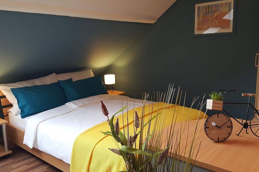 Ganze Wohnung, Apartment für Erwachsene nur für Nichtraucher, mit Terrasse und großen Garten in Irrel, Eifelkreis Bitburg-Prüm