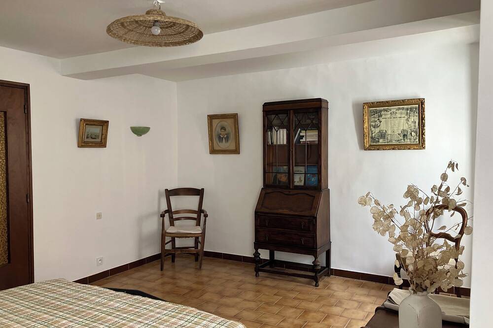 Maison De Village , Pour Les Familles , Proche Randonnees à pied, lacs du verdon in Pontevès, Région de Brignoles