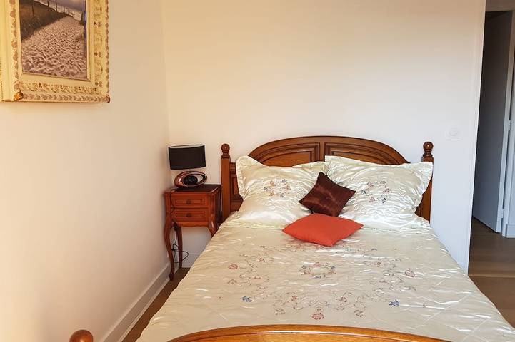 Location de vacances pour 8 personnes, avec jardin à Villenave-d'Ornon - 4