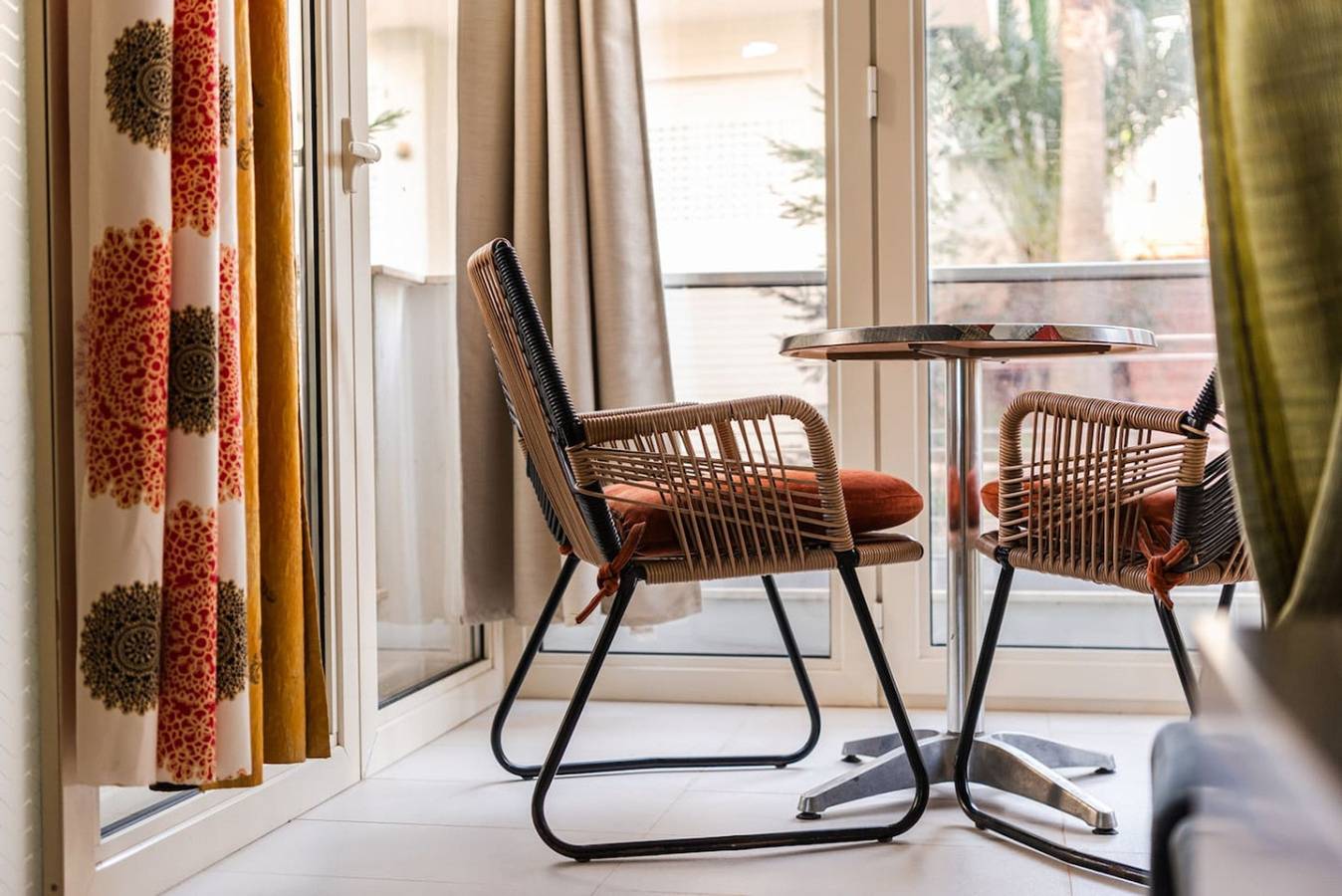Appartamento intero, Appartamento vacanze per 3 persone con balcone in Valona (Città), Valona
