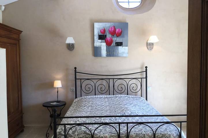 Location de vacances pour 6 personnes, avec jardin et terrasse à Cheval-Blanc - 2