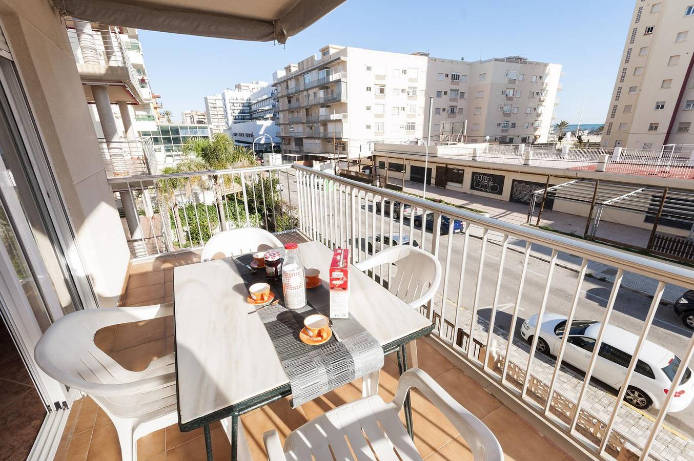 Ganze Ferienwohnung, Niza - Apartment mit Terrasse in Playa de Gandia. in Playa de Gandía, Costa de Valencia