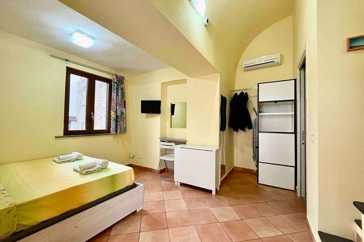 Apartamento entero, Casa Nicanto – Just Steps from the Sea, Between Peace and Comfort 🌊 in Meta, Sorrento Coast