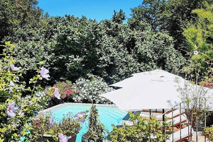 Gîte pour 4 personnes, avec jardin et piscine à Ortiporio