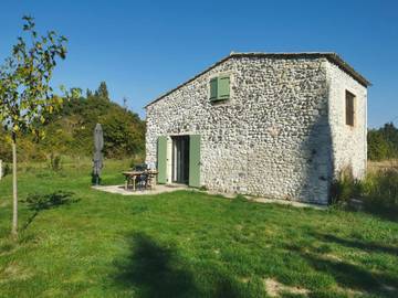 Location de vacances pour 6 personnes, avec terrasse à Meysse