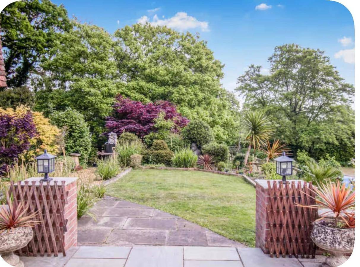 Castle Hill Guest House in Burley, Hampshire